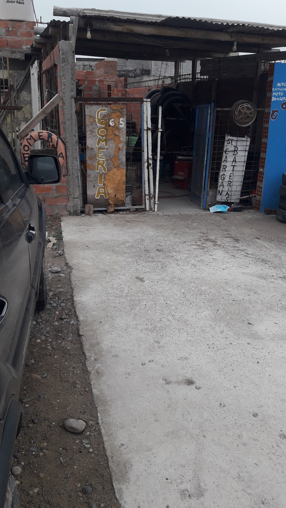 Taller Gomeria